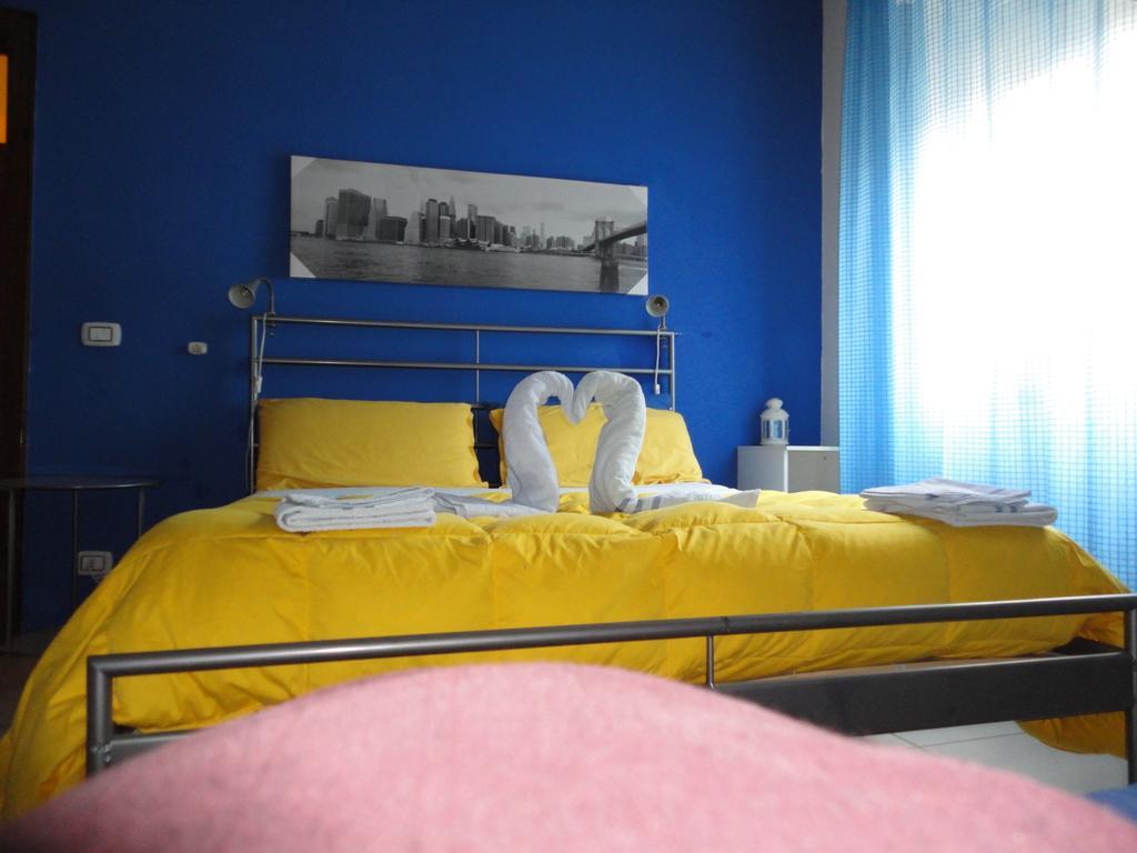 Travel And Living Hotel Trani Exterior photo