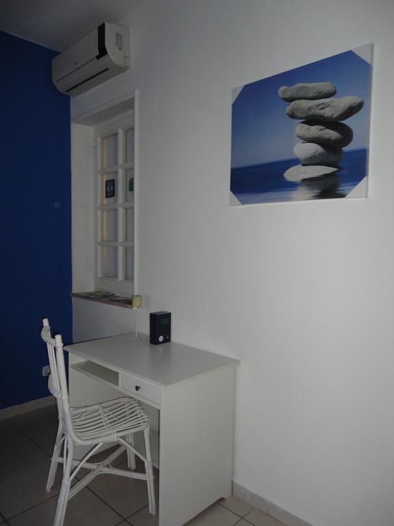 Travel And Living Hotel Trani Exterior photo